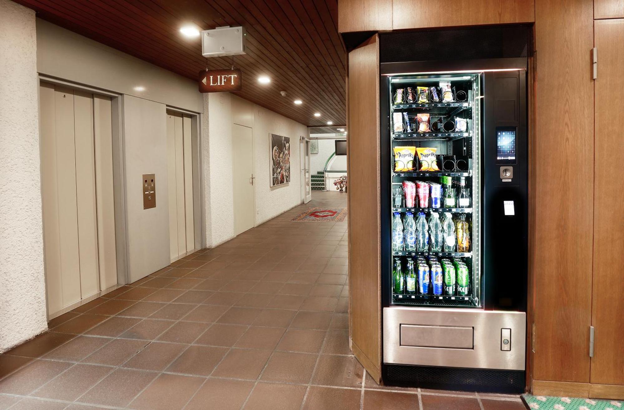 Hotel Thurgauerhof Self-Check-In Weinfelden Exteriör bild