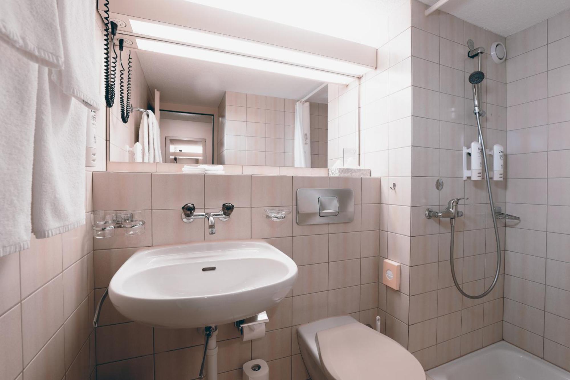 Hotel Thurgauerhof Self-Check-In Weinfelden Exteriör bild