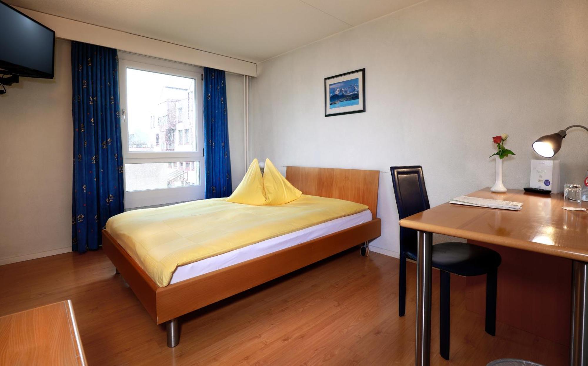 Hotel Thurgauerhof Self-Check-In Weinfelden Exteriör bild